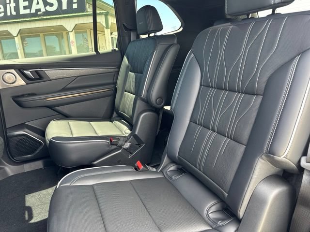 New 2026 Buick Enclave Avenir w/ Super Cruise Package AWD/4WD image 12