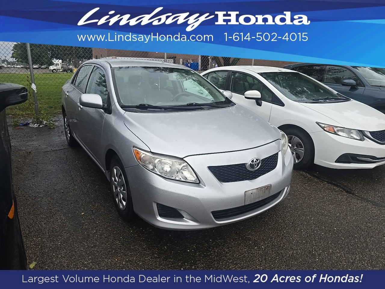 Used 2010 Toyota Corolla LE FWD image 3