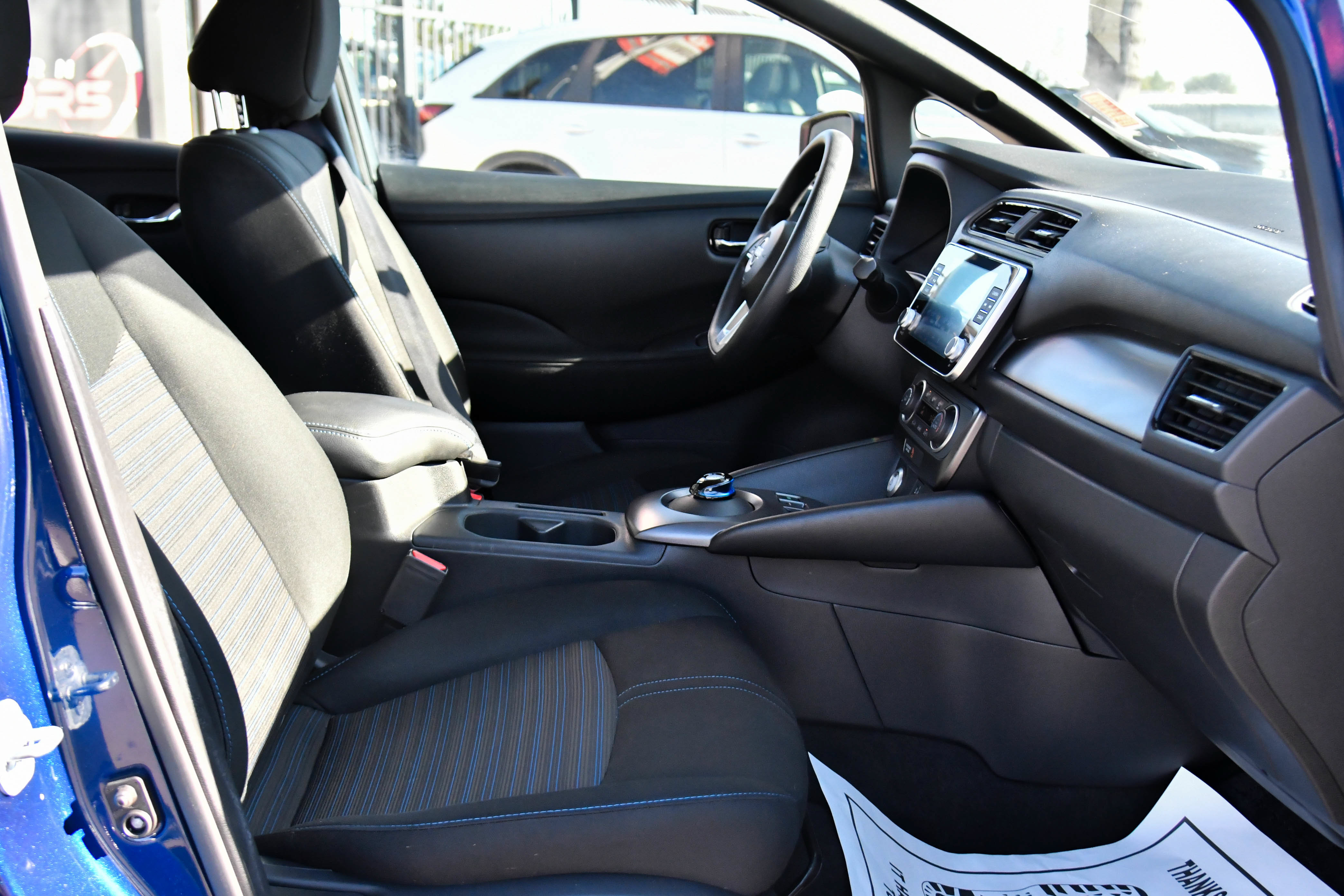 Used 2025 Nissan Leaf S FWD image 42