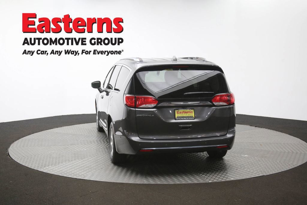 Used 2017 Chrysler Pacifica Touring-L Plus w/ Advanced Safetytec Group FWD image 38
