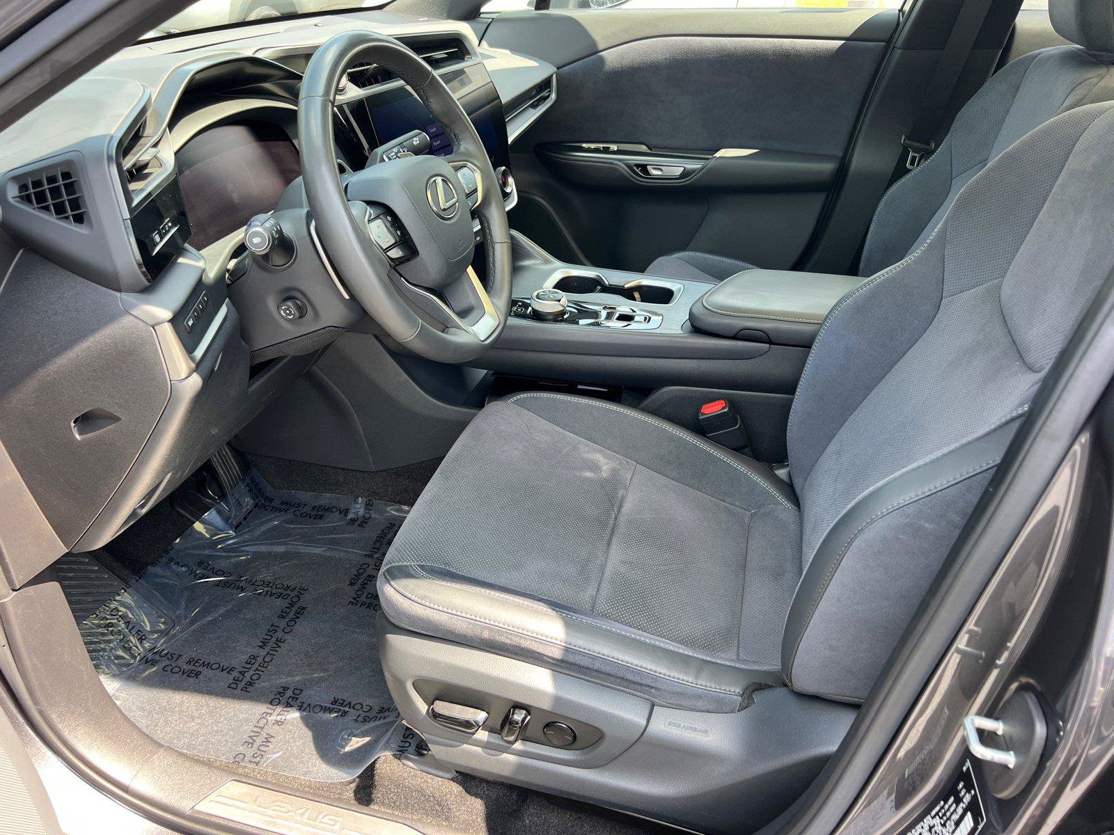 Certified 2023 Lexus RZ 450e Premium w/ Accessory Package (2T) AWD/4WD image 9