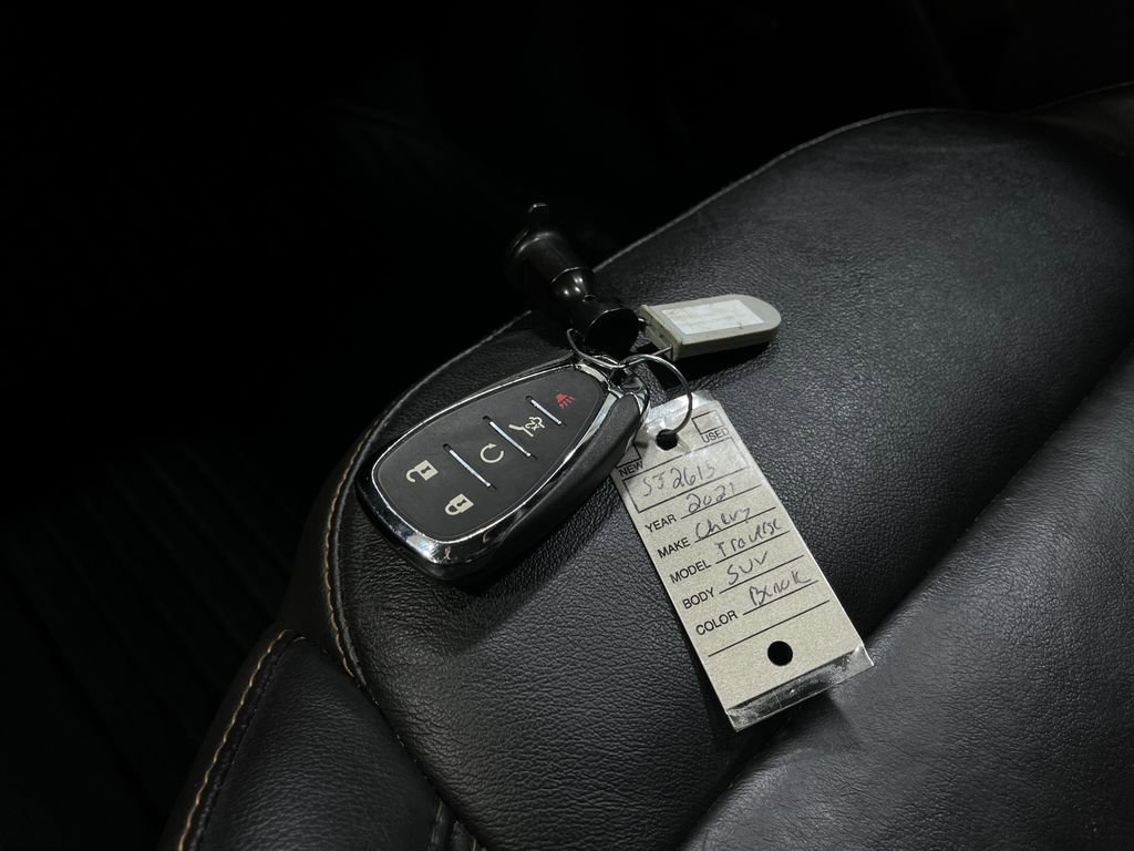 Used 2021 Chevrolet Traverse RS w/ LPO, 'HIT The Road' Package image 39