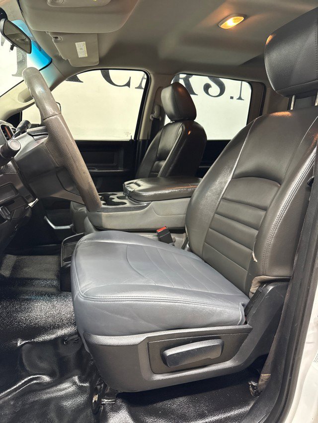 Used 2014 RAM 4500 Tradesman w/ Ambulance Prep Group image 32