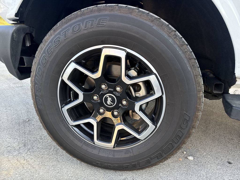 Used 2023 Ford Bronco Outer Banks AWD/4WD image 8