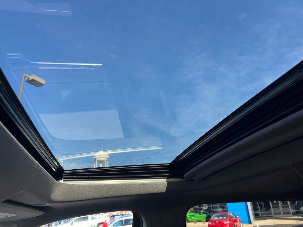 New 2026 Chevrolet Silverado 1500 LTZ w/ LTZ Premium Package image 17