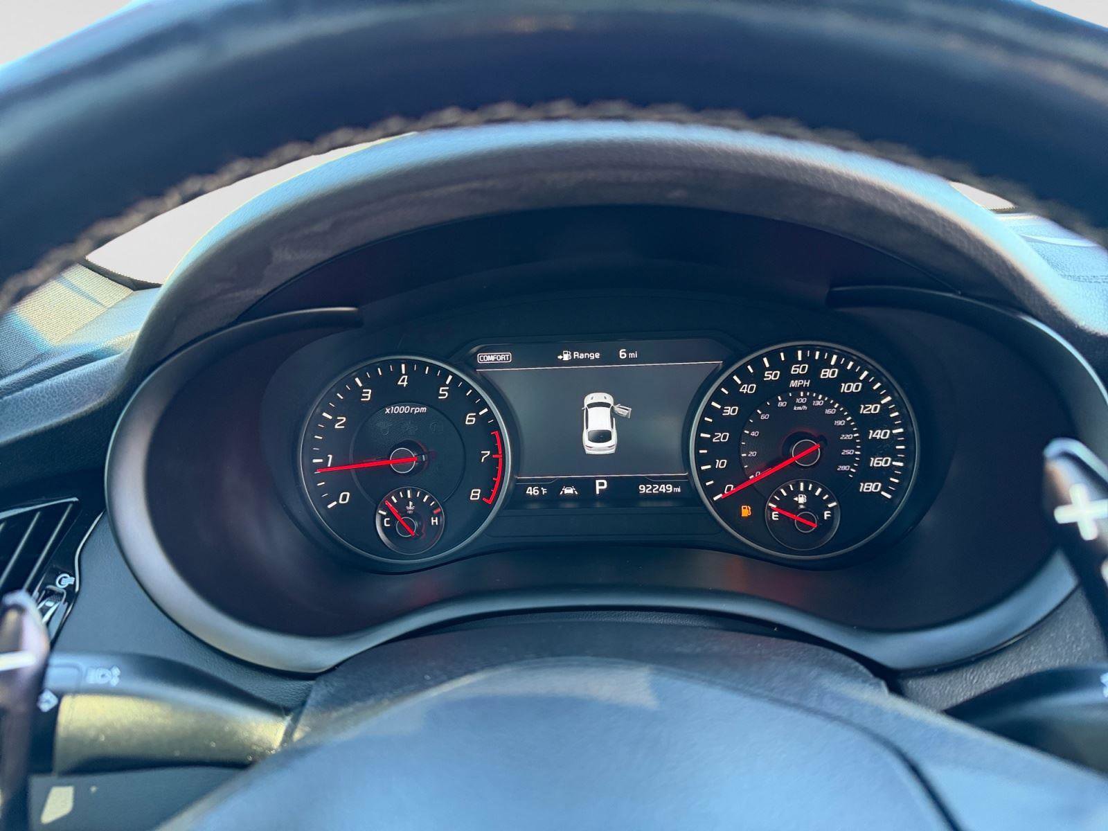 Used 2019 Kia Stinger GT2 image 16