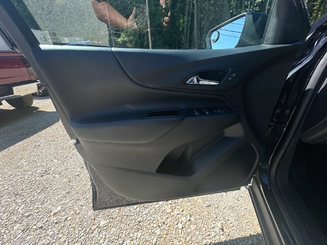 Used 2021 Chevrolet Equinox LT FWD image 27