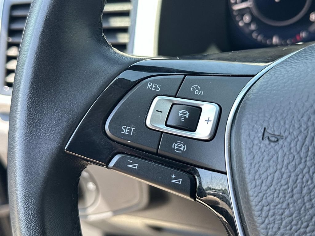 Used 2019 Volkswagen Atlas SEL AWD/4WD image 26