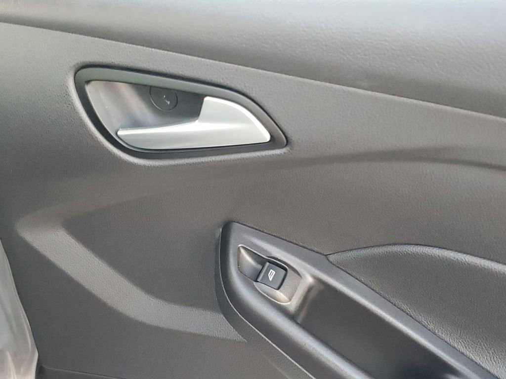 Used 2014 Ford Focus SE w/ Equipment Group 201A image 45