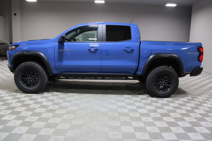 New 2026 Chevrolet Colorado ZR2 w/ Midnight Edition image 8