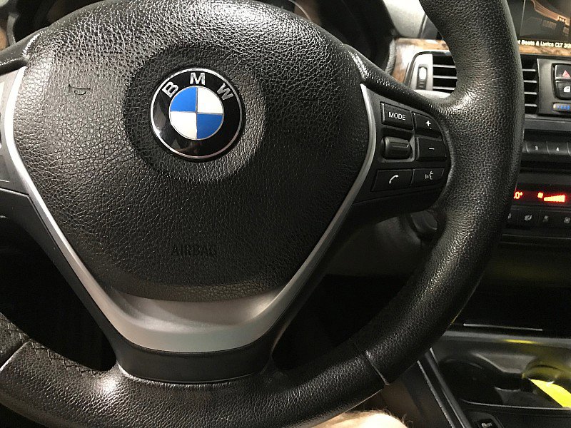 Used 2015 BMW 328i Sedan w/ Premium Package RWD image 25
