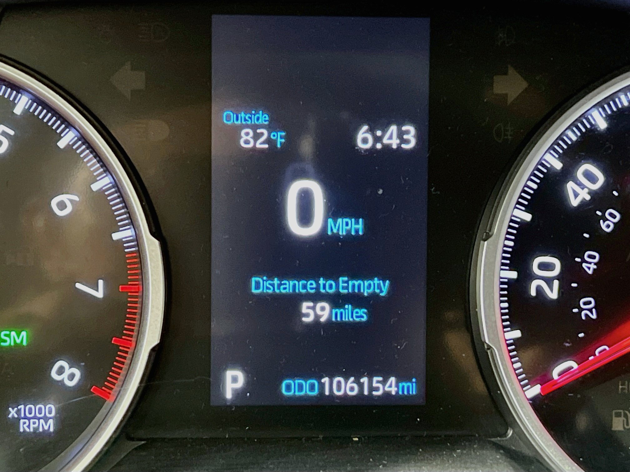Used 2021 Toyota RAV4 XLE FWD image 22
