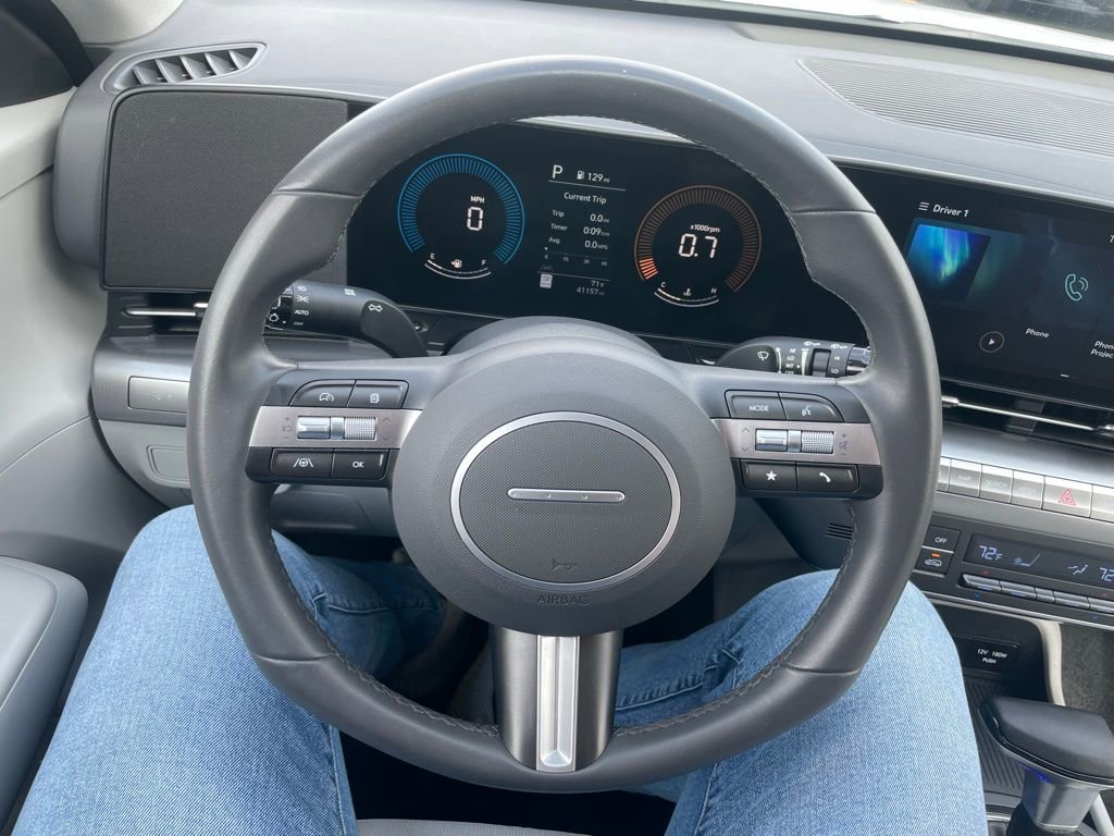 Used 2025 Hyundai Kona SEL image 22