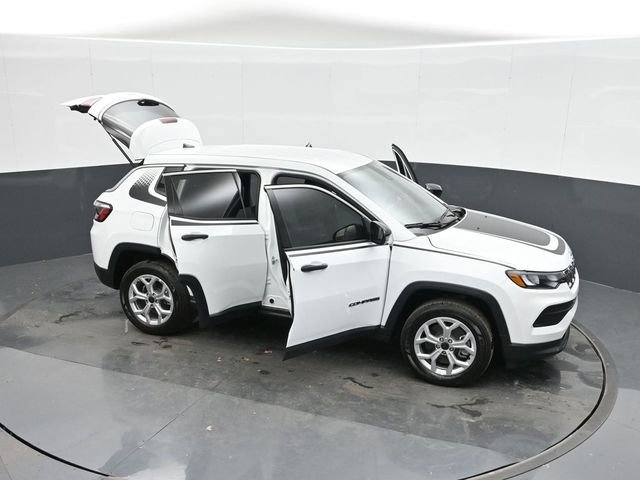 Used 2025 Jeep Compass Sport w/ Mopar Graphics Package AWD/4WD image 50