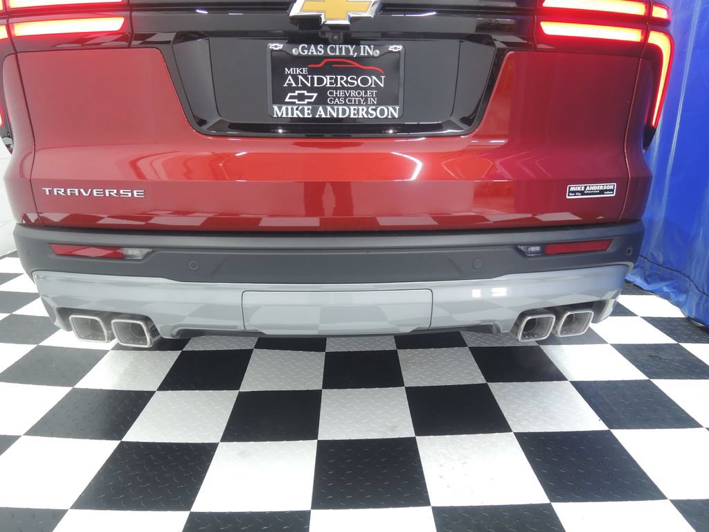 New 2026 Chevrolet Traverse LT w/ Sun and Wheel Package FWD image 33