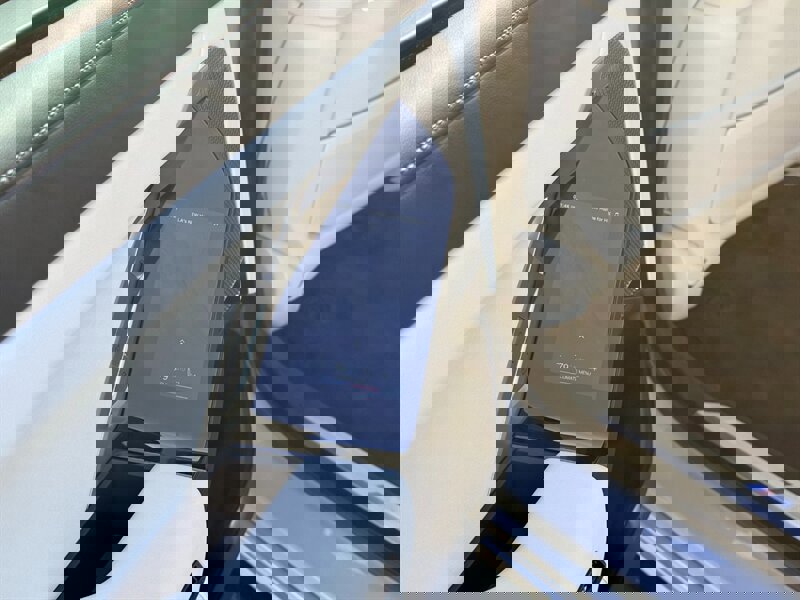 Used 2025 BMW 760i xDrive image 24