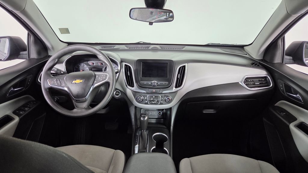 Used 2020 Chevrolet Equinox LS AWD/4WD image 35