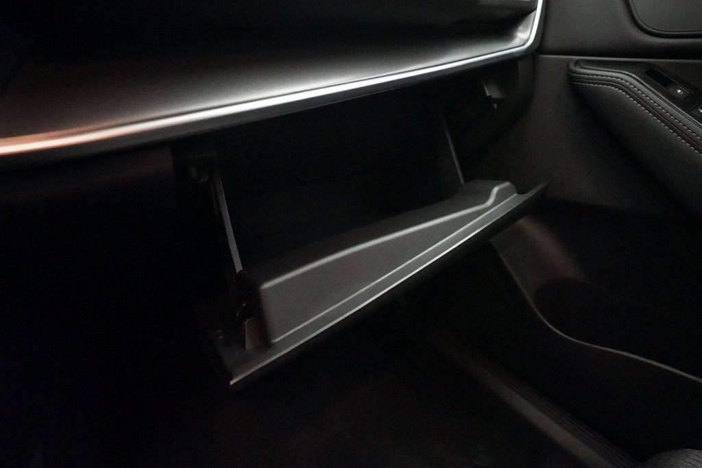 Certified 2025 Nissan Rogue SV image 30