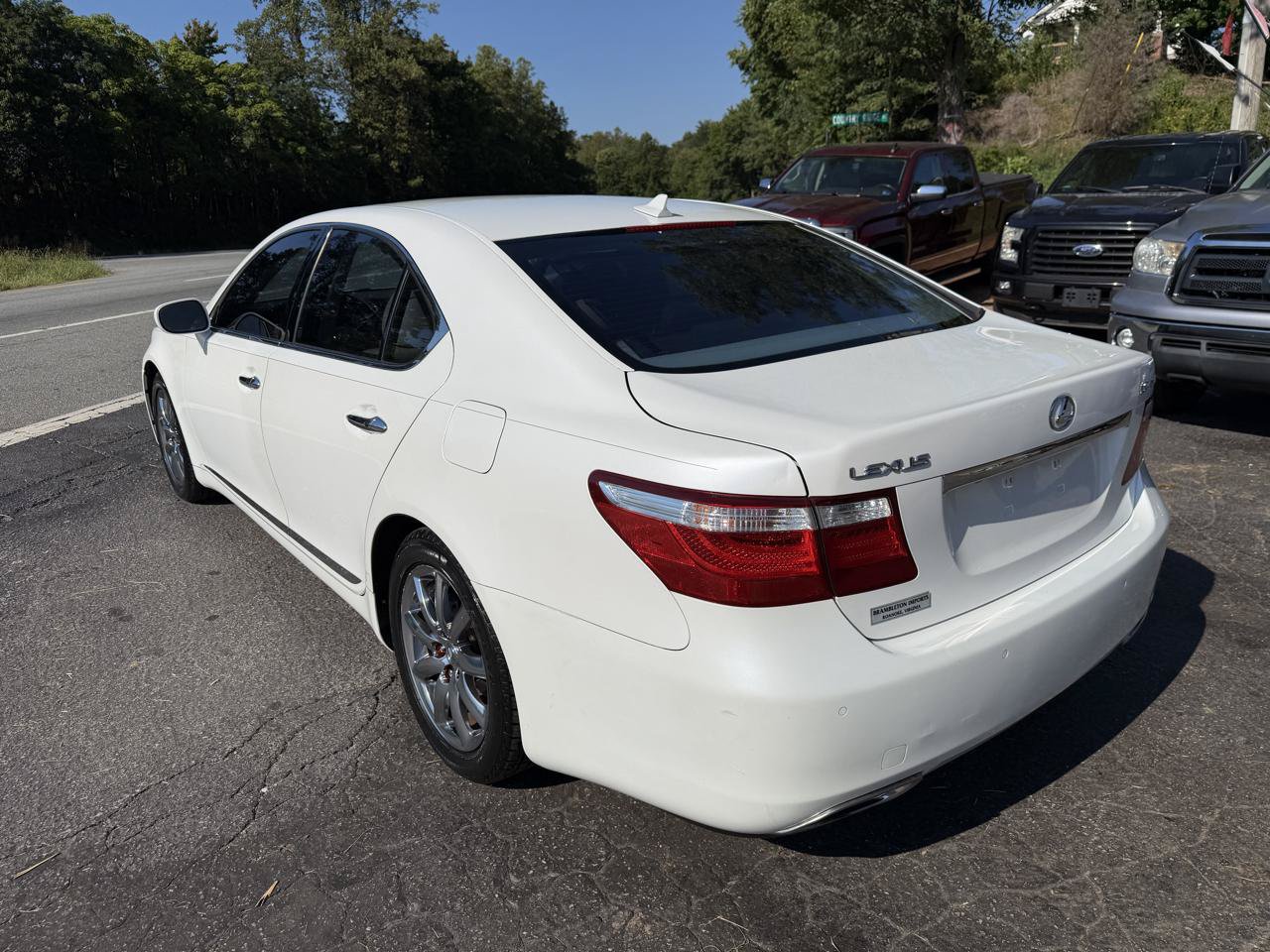 Used 2007 Lexus LS 460 RWD image 5