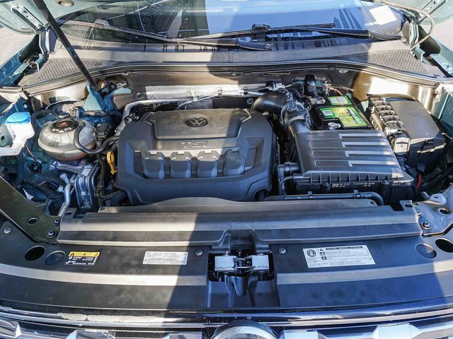 Used 2019 Volkswagen Tiguan SE w/ Panoramic Sunroof Package image 26