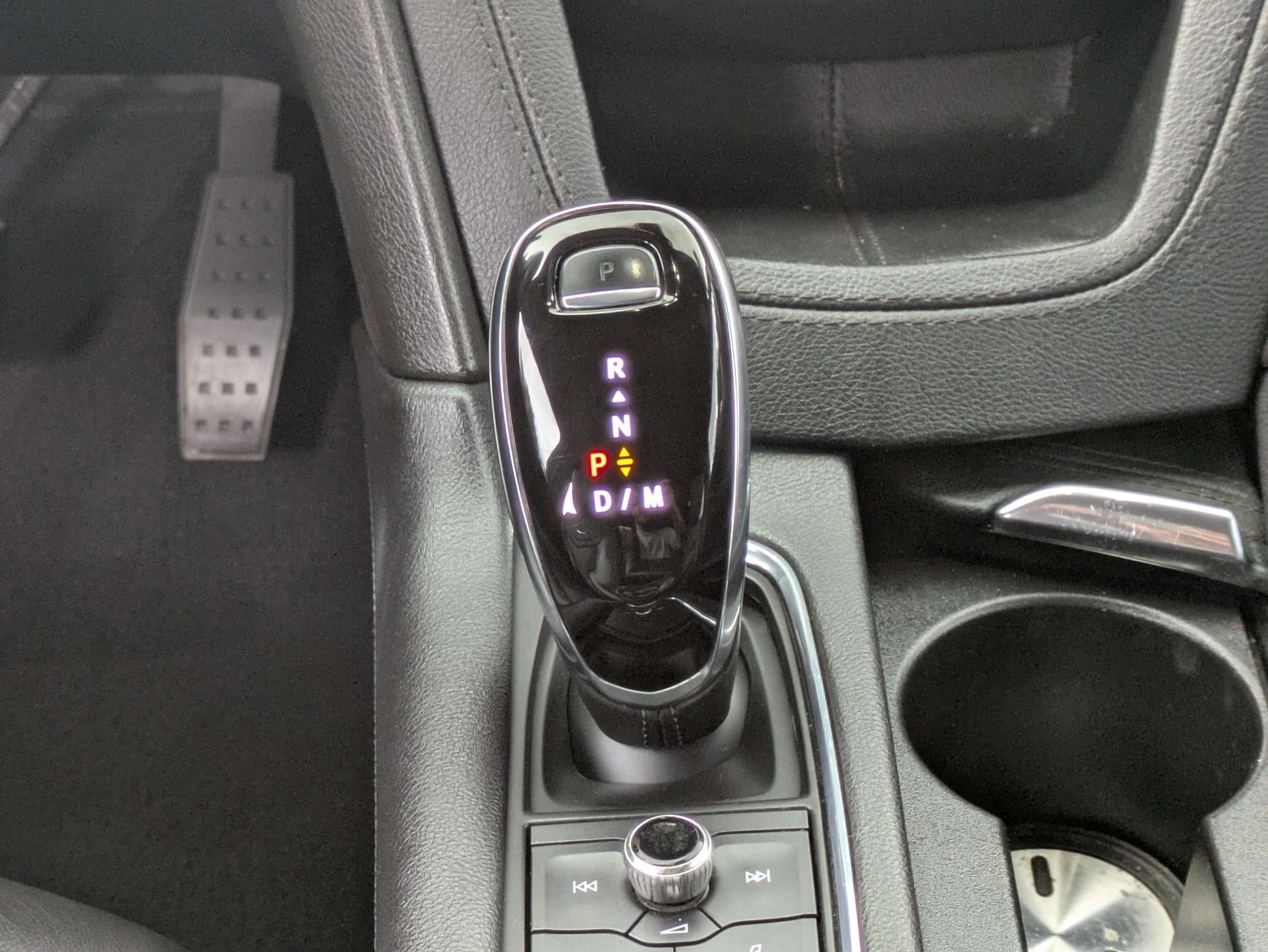 Used 2022 Cadillac XT6 Premium Luxury FWD image 19