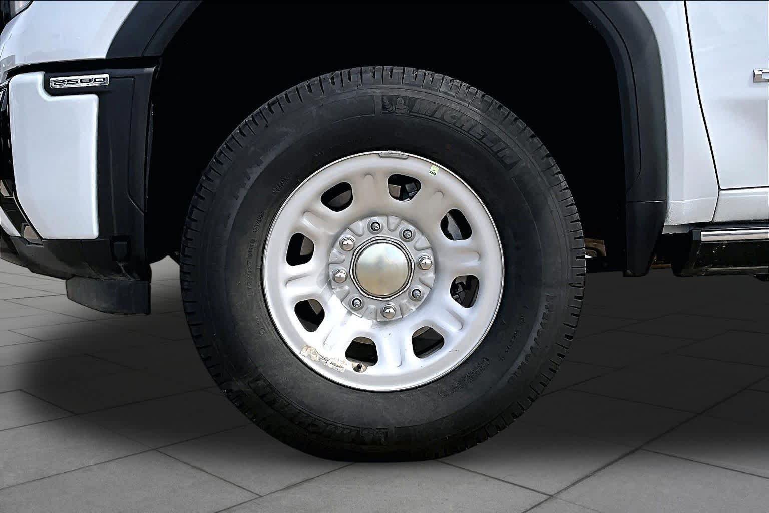 Used 2026 GMC Sierra 2500 Denali Ultimate AWD/4WD image 12