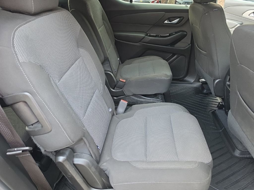 Certified 2024 Chevrolet Traverse LT w/ Midnight/Sport Edition image 28