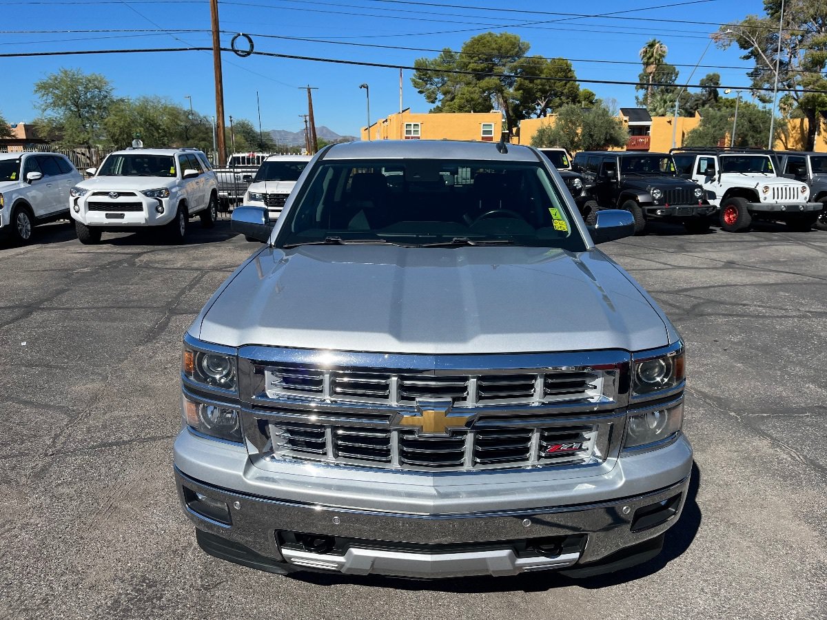 Used 2015 Chevrolet Silverado 1500 LTZ Z71 w/ LTZ Plus Package AWD/4WD image 46