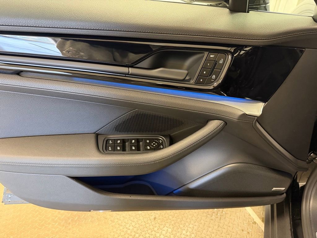 New 2026 Porsche Panamera 4 image 6