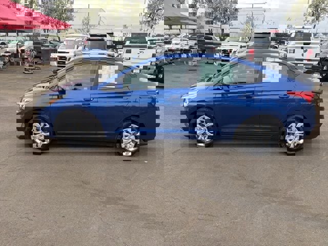 Used 2021 Hyundai Accent SE image 3