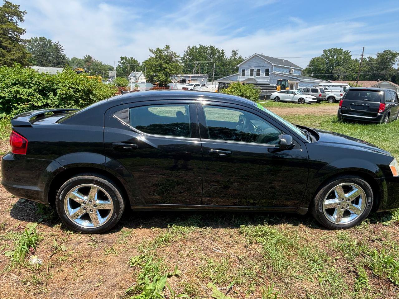 Used 2012 Dodge Avenger SXT Plus FWD image 4