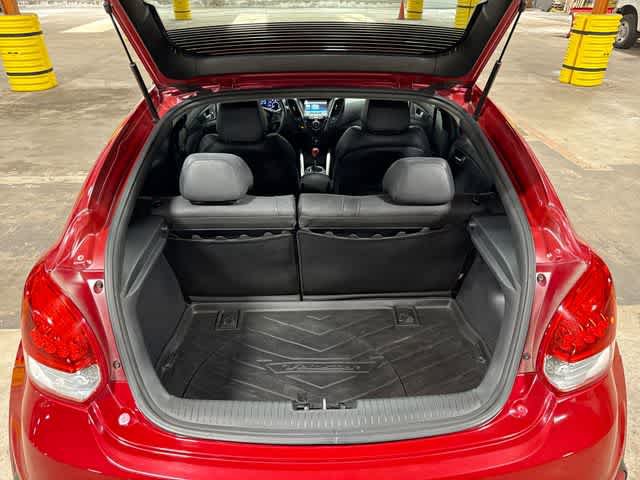 Used 2013 Hyundai Veloster Turbo FWD image 10