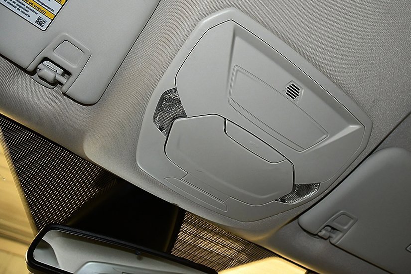 Used 2018 Ford Escape SEL w/ Ford Safe & Smart Package image 27