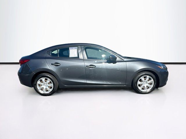 Used 2016 MAZDA MAZDA3 i Sport FWD image 10