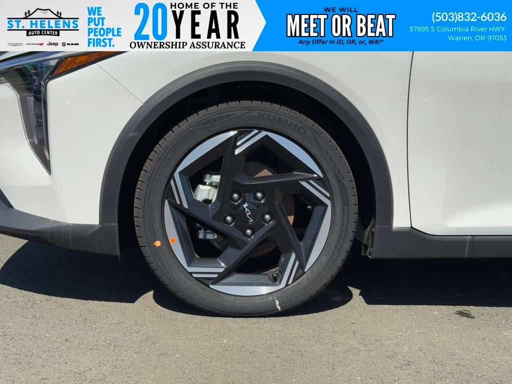 Used 2025 Kia K4 EX image 14