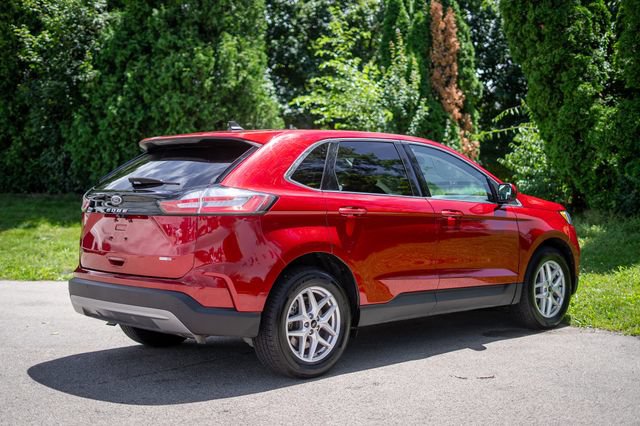 Used 2023 Ford Edge SEL AWD/4WD image 5