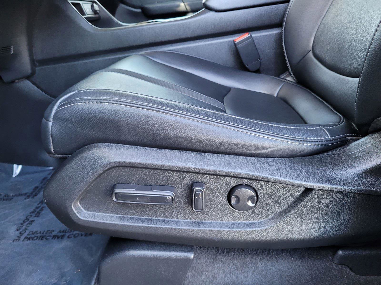 Used 2023 Honda Pilot Touring image 23