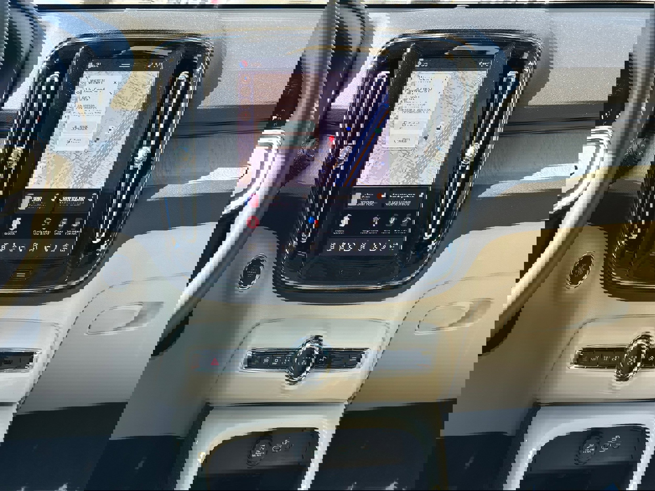 New 2026 Volvo XC40 B5 Plus w/ Protection Package Premier image 12