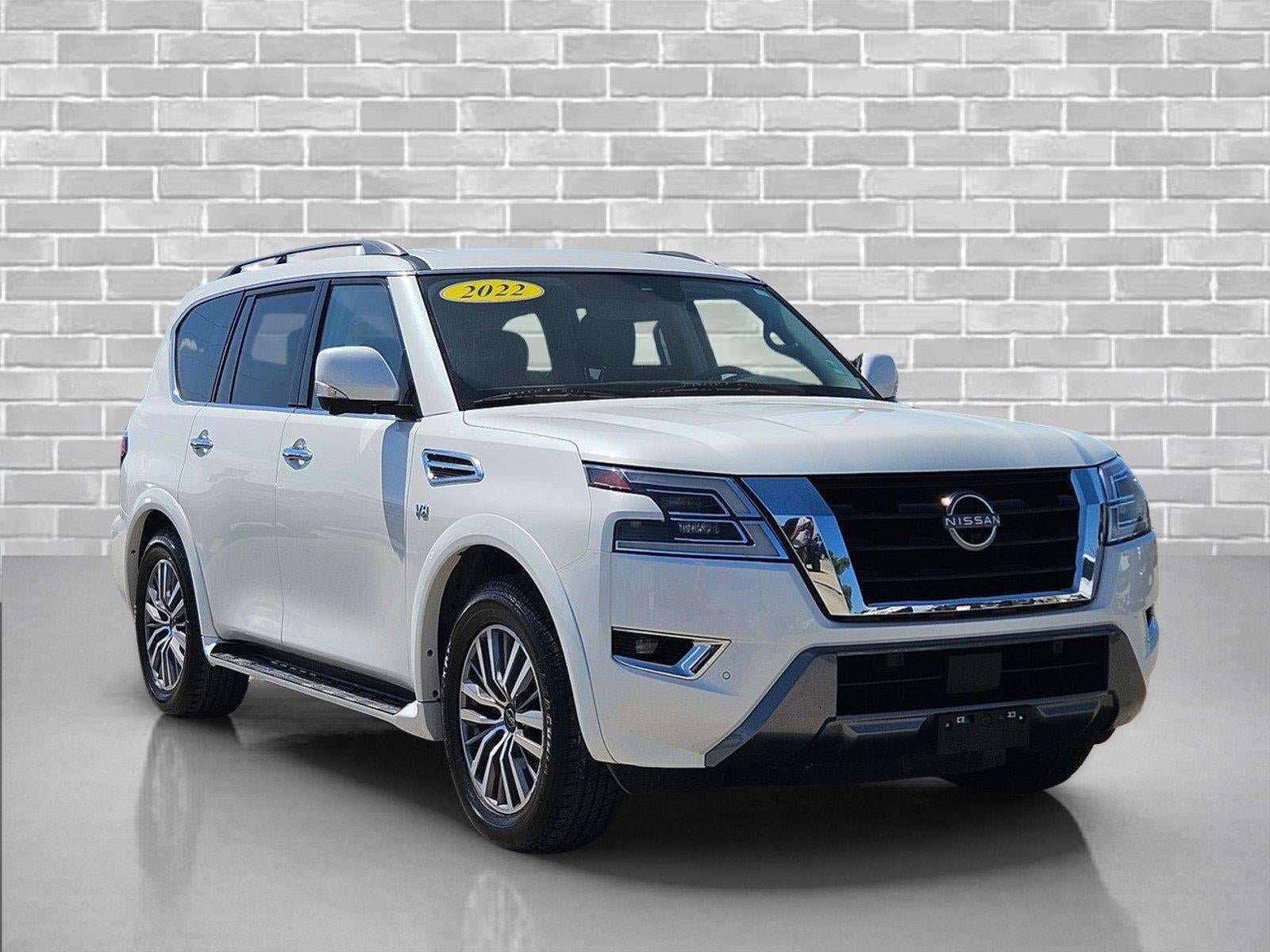Used 2022 Nissan Armada SL w/ Captain's Chairs Package RWD image 3