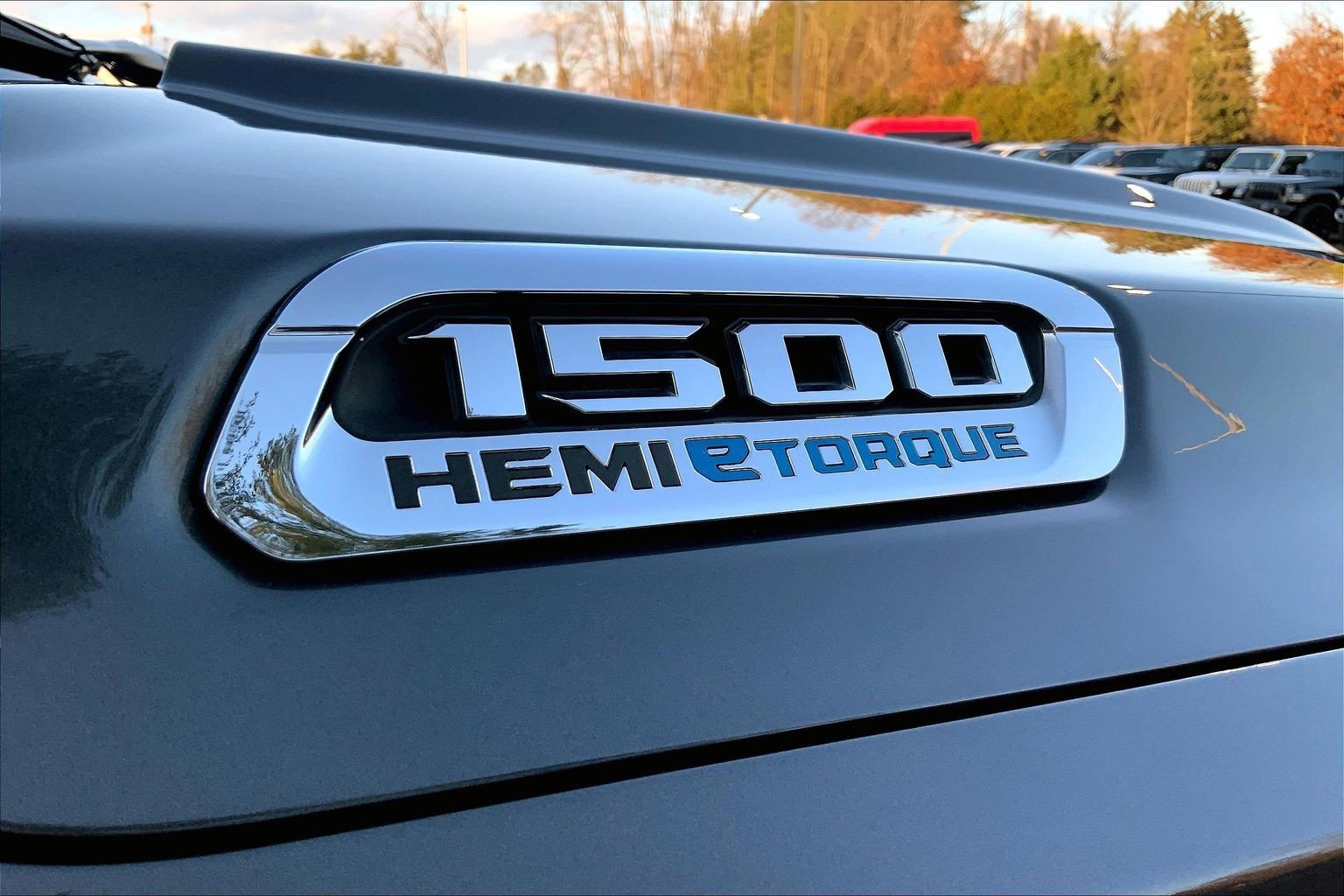 Used 2022 RAM 1500 Limited w/ Body Color Bumper Group image 8