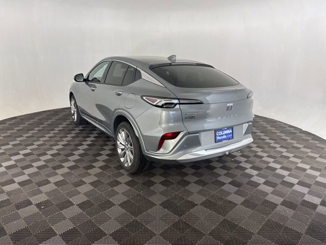 Used 2025 Buick Envista Avenir FWD image 9
