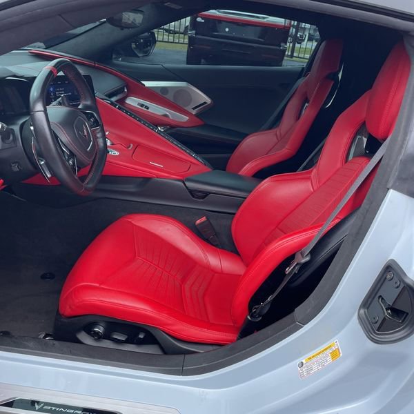 Used 2022 Chevrolet Corvette Stingray w/ Engine Appearance Package image 6