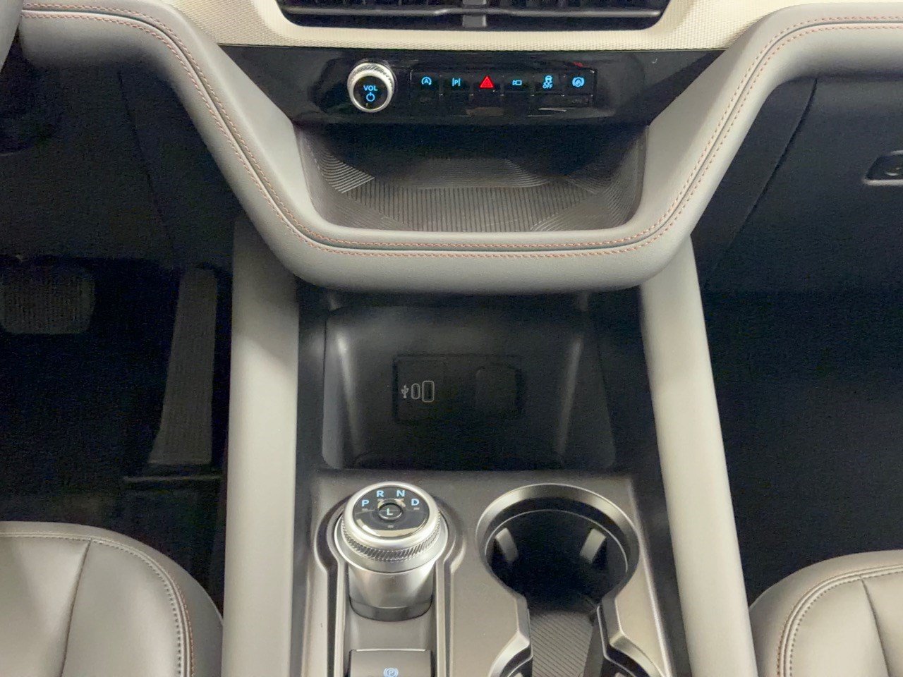 New 2027 Ford Explorer Active w/ Active Comfort Package RWD image 22