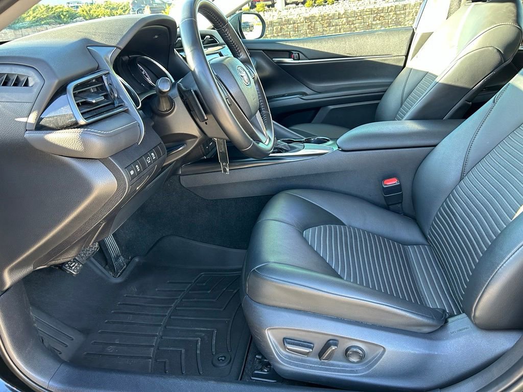 Used 2020 Toyota Camry SE FWD image 24