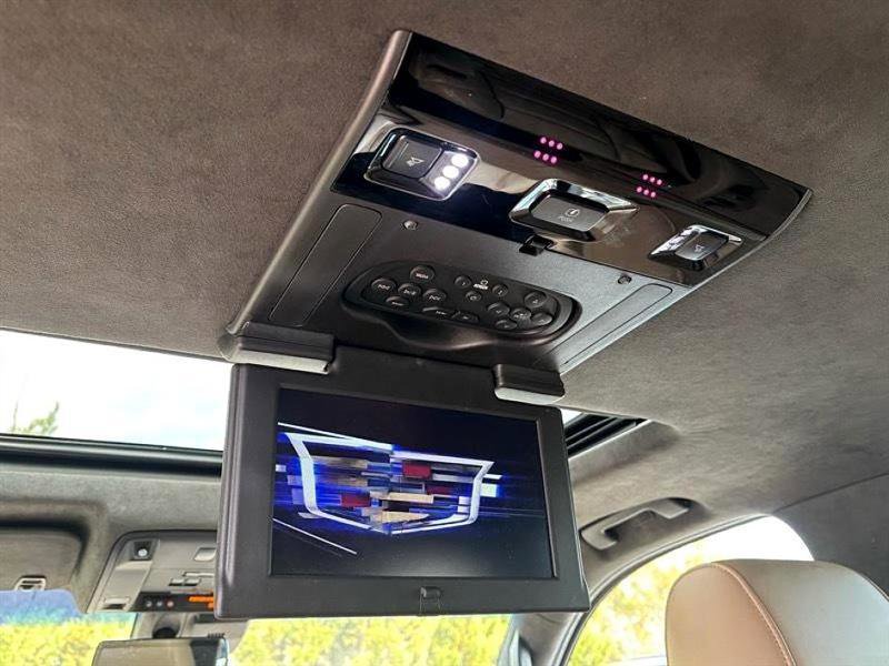 Used 2020 Cadillac Escalade ESV Platinum image 49