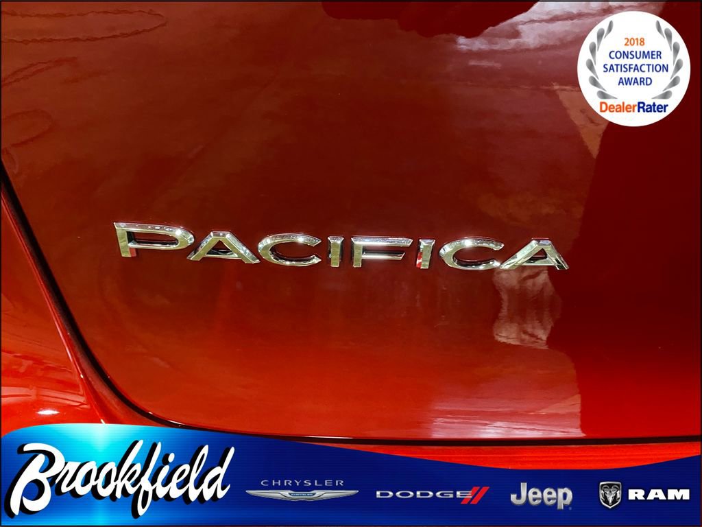 New 2026 Chrysler Pacifica Select FWD image 10