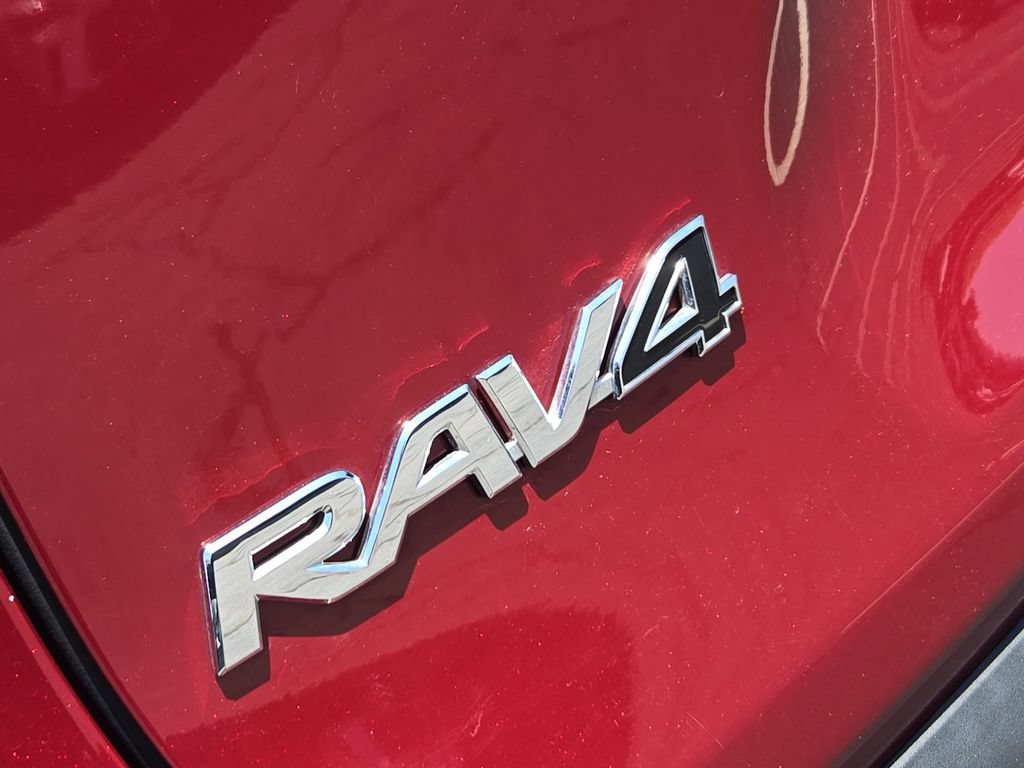 Used 2024 Toyota RAV4 XLE Premium FWD image 12