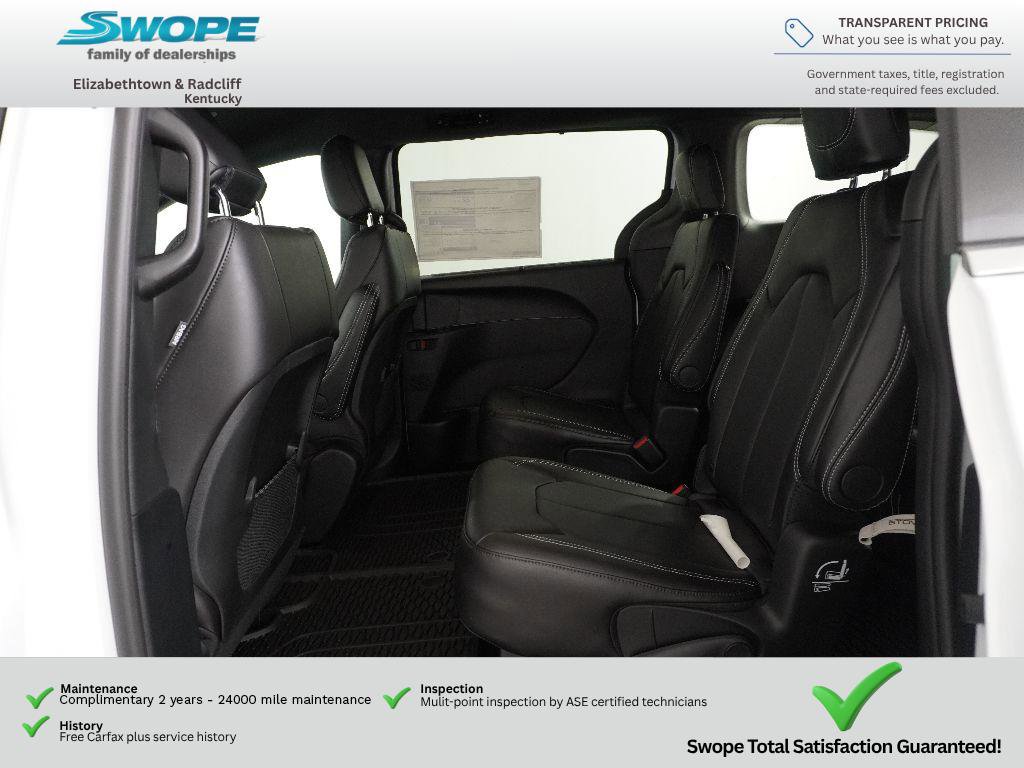 New 2026 Chrysler Voyager LX FWD image 11
