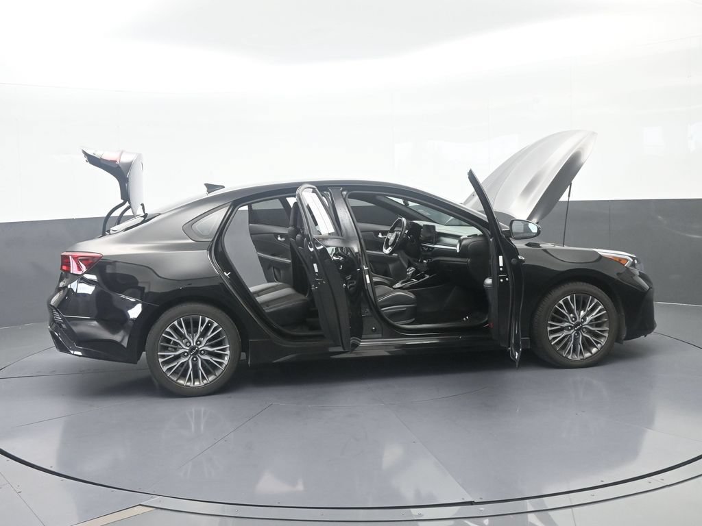 Used 2023 Kia Forte GT-Line w/ GT-Line Technology Package FWD image 65