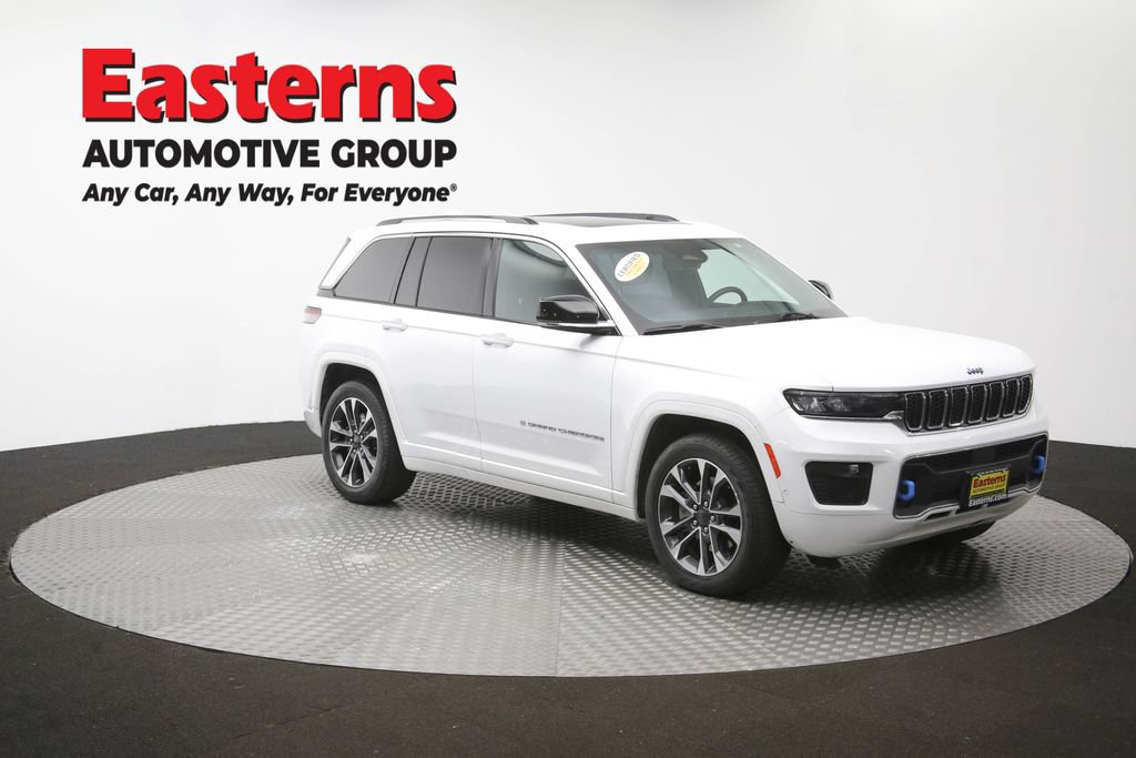 Used 2022 Jeep Grand Cherokee Overland AWD/4WD image 53